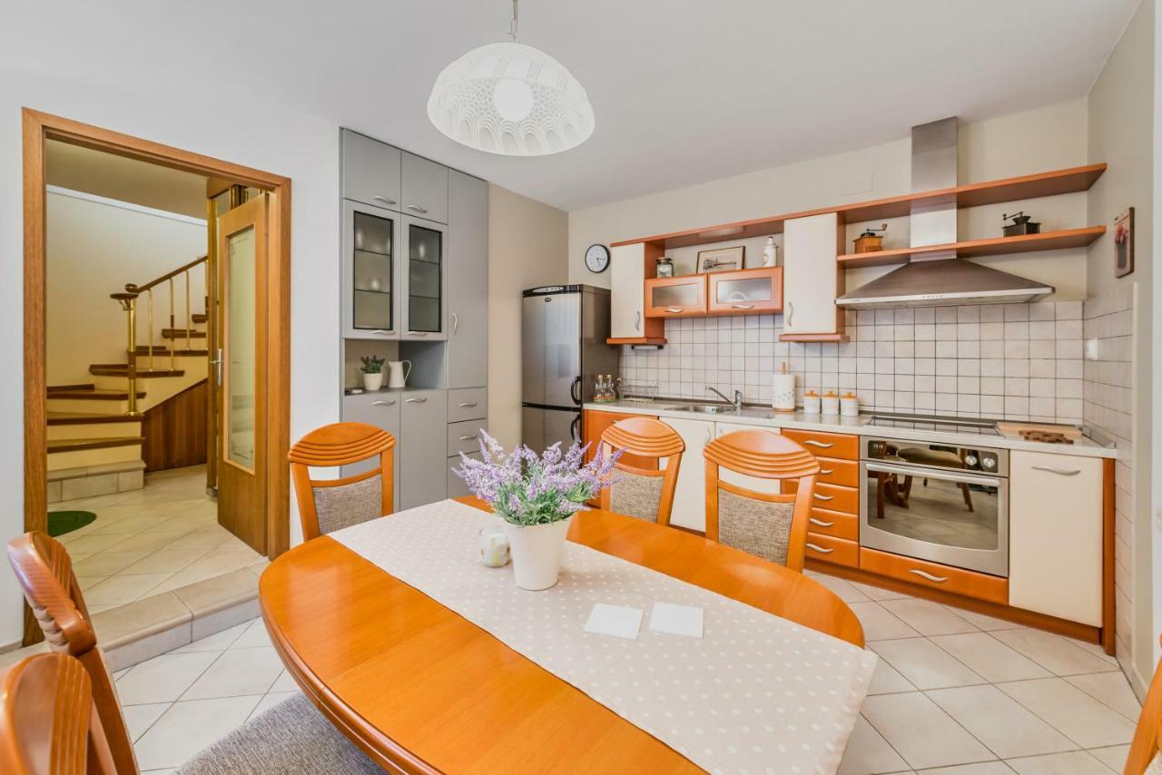 Apartment Kala Split Bagian luar foto